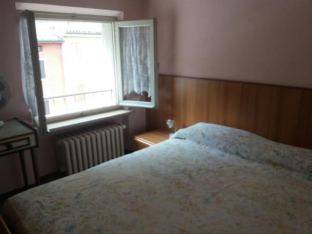 Albergo Alla Rocca Garda  Dış mekan fotoğraf